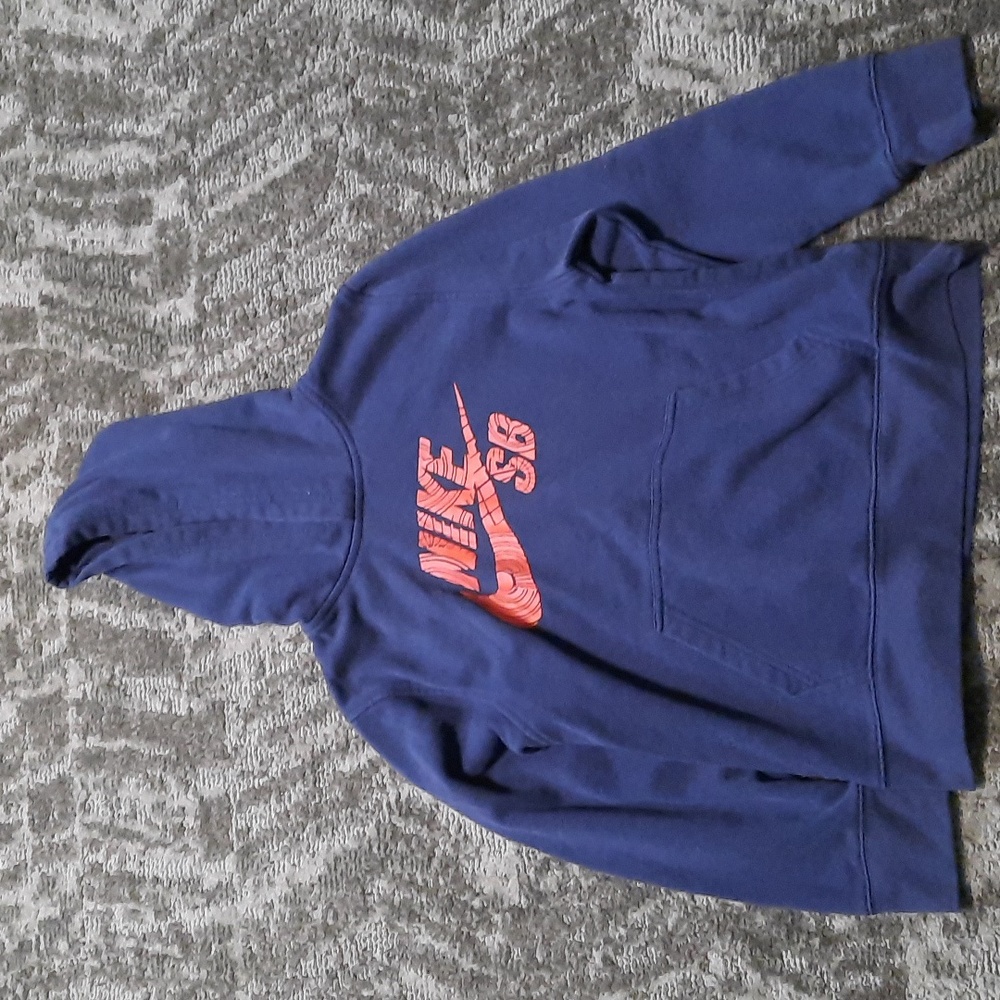 Nike boy's hoodie.